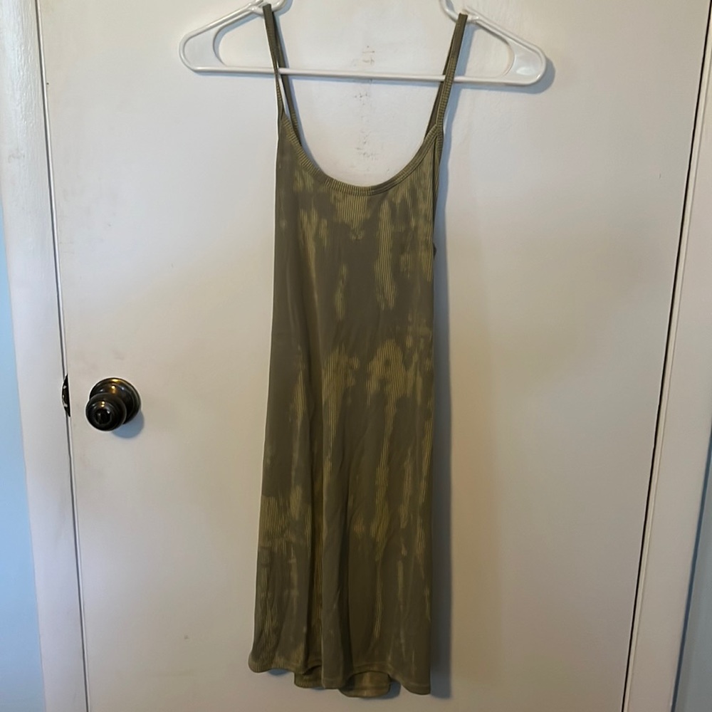 Green tie dye string dress. Large. Snooki Shop.